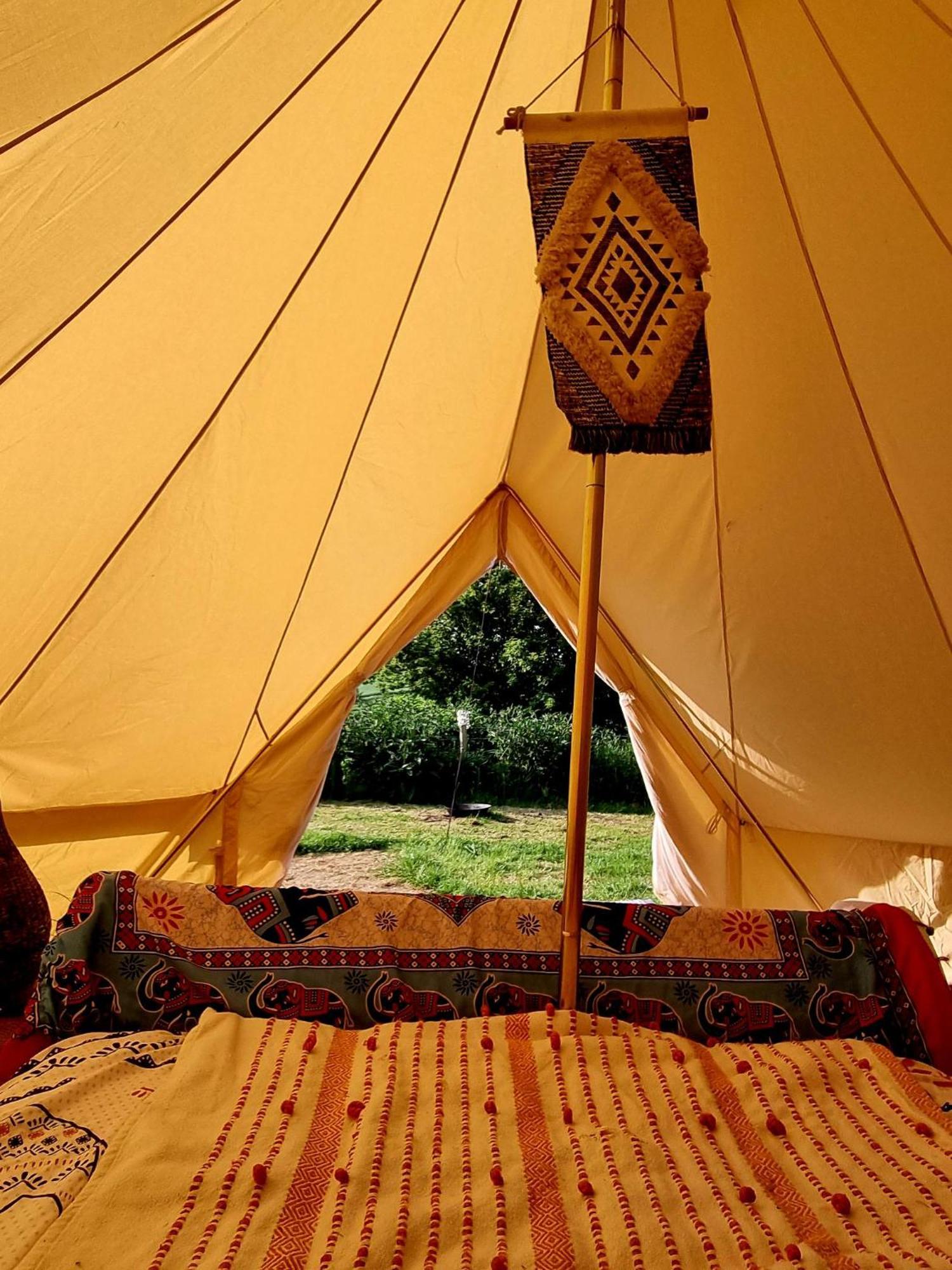 Secret Garden Glamping African Themed Tent Newark-on-Trent  Ngoại thất bức ảnh